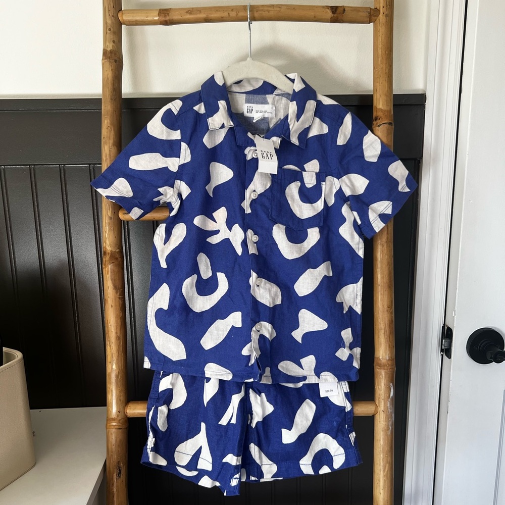 GAP Kids Blue and White Matching Line/Cotton Set
